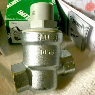 Редуктор тиску ВН 1/2" Caleffi 533041 Редуктор тиску ВН 1/2" Caleffi 533041