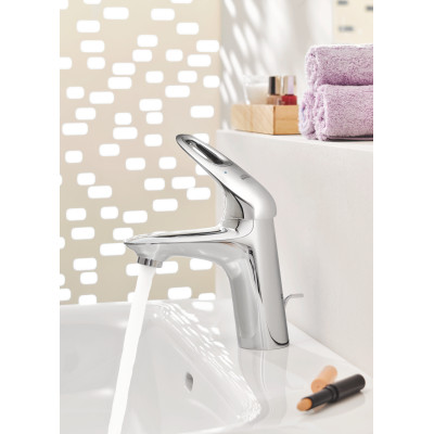 Смеситель однорычажный Grohe Eurostyle для раковины S-Size (33558003) Смеситель однорычажный Grohe Eurostyle для раковины S-Size (33558003)
