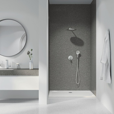 Смеситель однорычажный Grohe Plus с переключателем на 2 положения (24060003) Смеситель однорычажный Grohe Plus с переключателем на 2 положения (24060003)