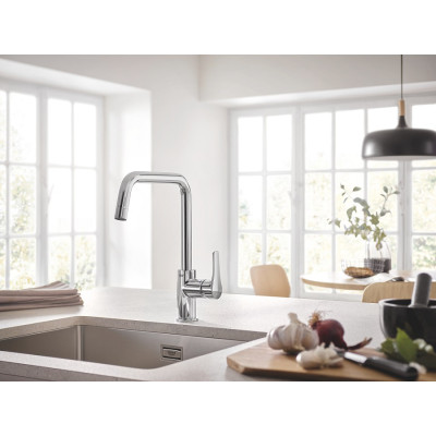 Змішувач одноважільний Grohe Eurosmart для мийки (30567000) Змішувач одноважільний Grohe Eurosmart для мийки (30567000)
