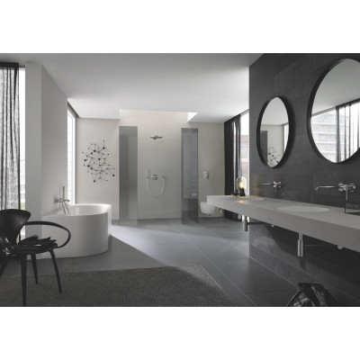Смеситель однорычажный Grohe Essence для ванны (25250001) Смеситель однорычажный Grohe Essence для ванны (25250001)