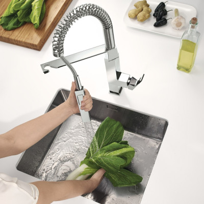 Смеситель однорычажный Grohe Eurocube для мойки (31395000)