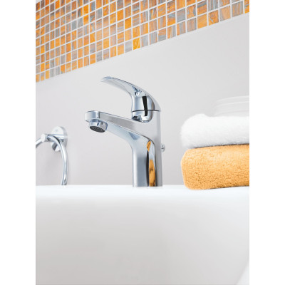 Комплект змішувачів Grohe BauCurve 3 в 1 для ванної (UA122217S1) Комплект змішувачів Grohe BauCurve 3 в 1 для ванної (UA122217S1)
